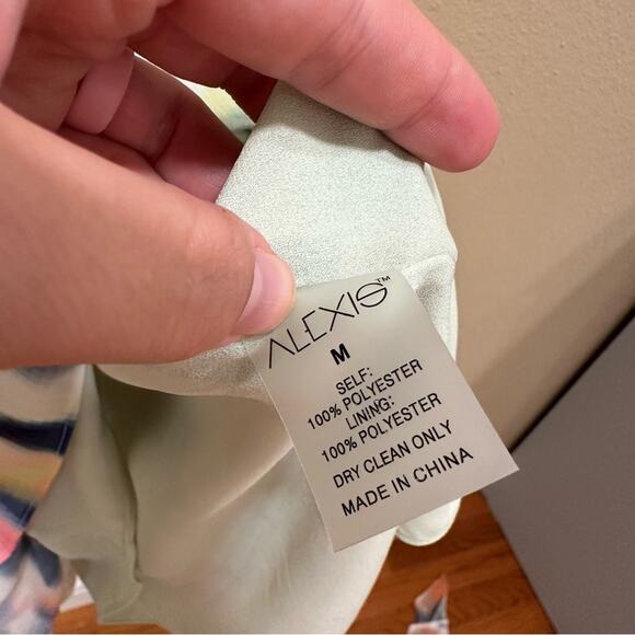 NWT Alexis Pink Multicolored Watercolor Long Sleeve Mini Dress Medium - Picture 7 of 14